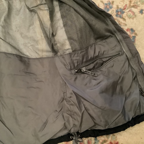 North Face Women’s HyVent Ski/Rain shell Sz Medium - Picture 6 of 7